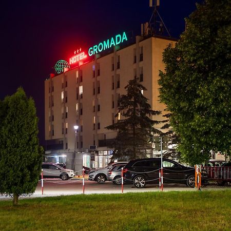 Hotel Gromada Łomża Eksteriør billede