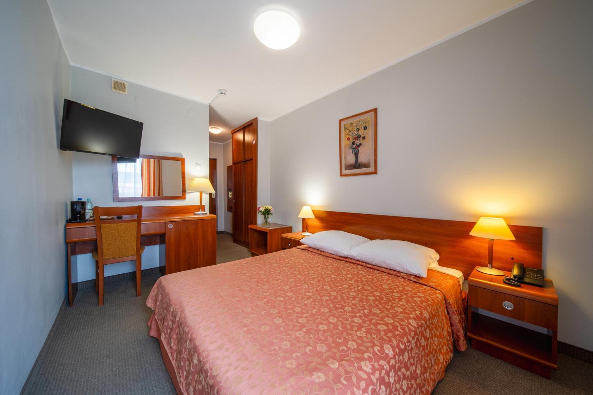 Hotel Gromada Łomża Eksteriør billede