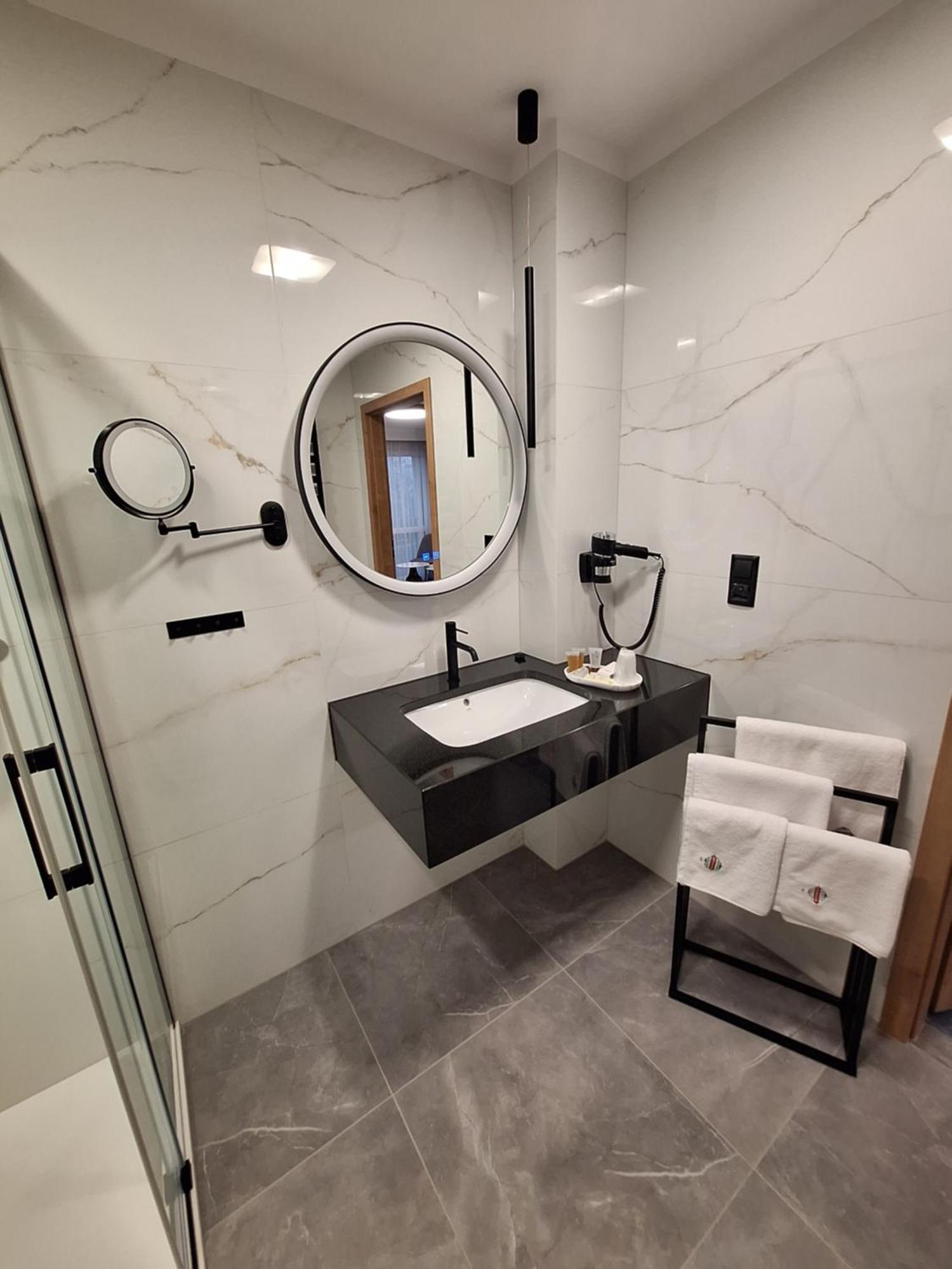 Hotel Gromada Łomża Eksteriør billede