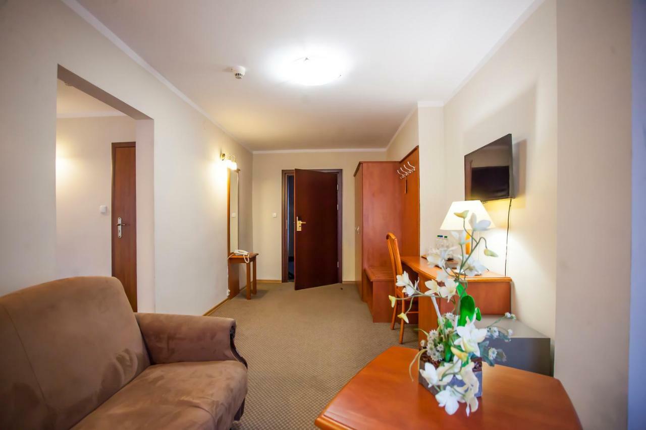 Hotel Gromada Łomża Eksteriør billede
